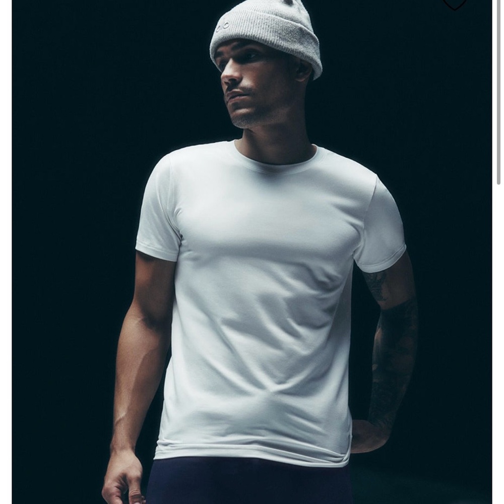 ALO Conquer Reform Crewneck Short Sleeve